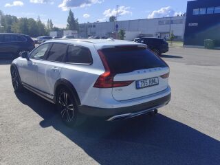 Volvo V90 Cross Country 2.0 140kW