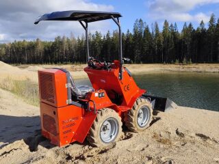 MY-390 skid steer 8kW