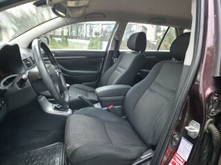 Toyota Avensis Linea sol Facelift 2.2 110кВ