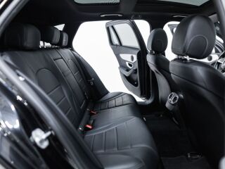 Mercedes-Benz C 350 e AMG Line 2.0 R4 205kW