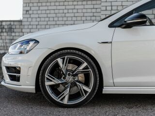 Volkswagen Golf MK7R 4Motion 2.0 R4 221kW