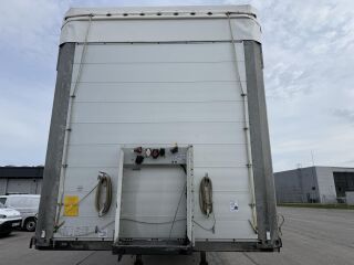 Schmitz Semitrailer Curtainsider Standard