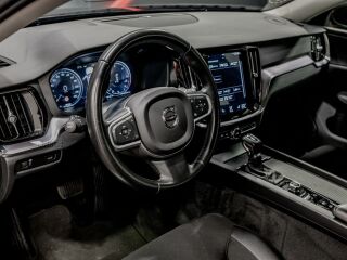 Volvo V60 D4 Momentum 2.0 140kW