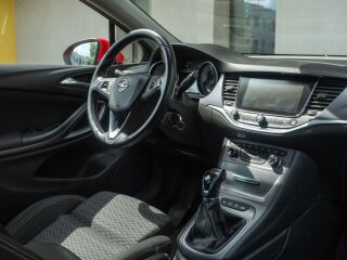 Opel Astra 1.6 100kW
