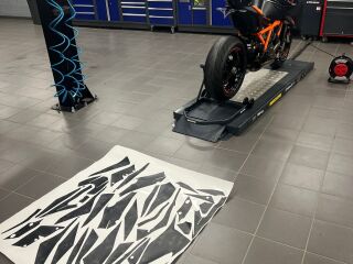 KTM 1290 Super Duke R V2 132kW