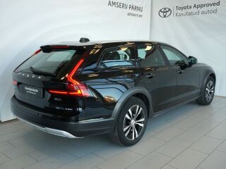 Volvo V90 Cross Country B4 AWD 2.0 145kW