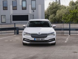 Skoda Superb Facelift 1.4 R4 115кВ