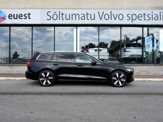 Volvo V60 AWD H&K ULTIMATE BRIGHT XENIUM INTELLI PRO 2.0 T6 Plug-in LONG RANGE 293кВ