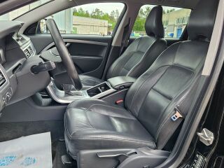 Volvo XC70 Summum Onyx Black 2.0 D4 133kW