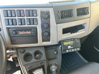 Volvo FL210 4X2 EURO6 + CARRIER SUPRA 550 158kW