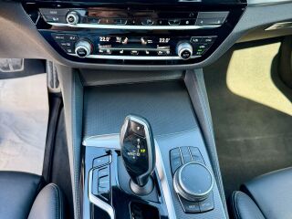 BMW 540 xDrive Touring M-Sport 3.0 250кВ