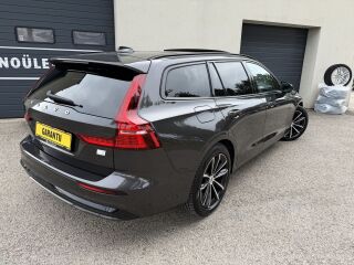 Volvo V60 Plus Dark R-Design Intelli Safe Luxury MY23 2.0 T8 Recharge Twin Engine Plug-in-Hybrid 335kW