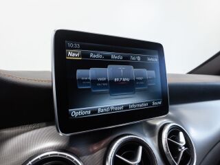 Mercedes-Benz CLA 200 AMG Orange Art 1.6 115kW