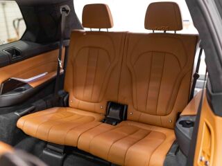 BMW X7 3.0 195kW
