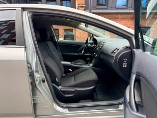 Toyota Avensis Linea Sol 1.8 Valvematic 108kW