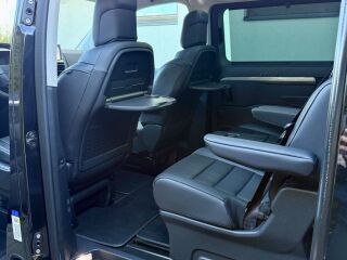 Peugeot Traveller L3 VIP 2.0 BlueHDi 180 AT8 130kW