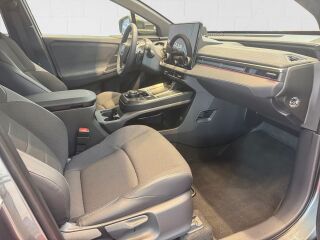 Toyota C-HR EV Active 64kW