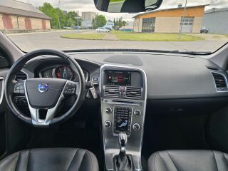 Volvo XC60 Summum 2.4 D5 162кВ