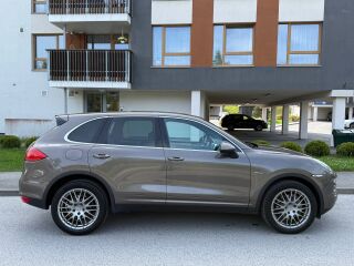 Porsche Cayenne Exclusive 3.0 176kW