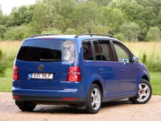 Volkswagen Touran 1.6 75кВ