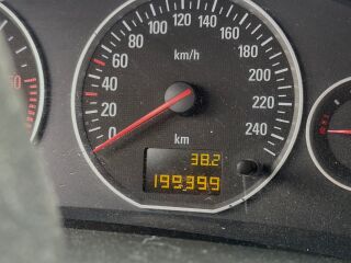 Opel Vectra 2.0 74kW