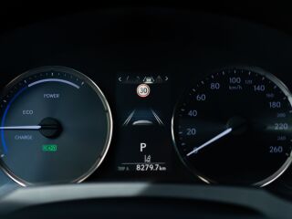 Lexus IS 300h 2.5 133кВ