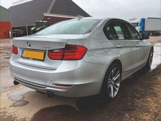 BMW 335 Sport Line 3.0 R6 Turbo 225кВ