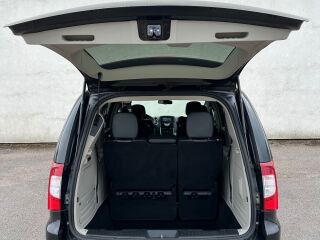 Lancia Voyager Platinum StownGO 2.8 130kW