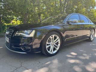Audi S8 4.0 382kW