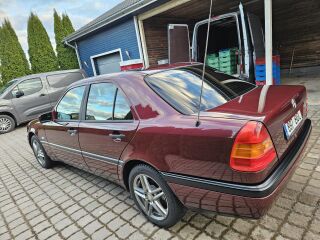 Mercedes-Benz C 200 2.0 55kW