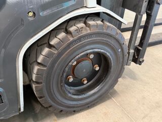 Nissan Unicarriers TX3-18 11кВ