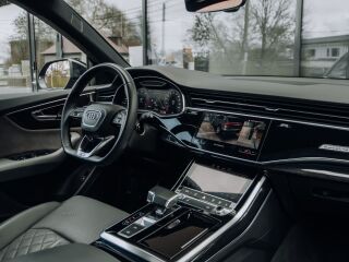 Audi Q8 Quattro S-line 3.0 170kW