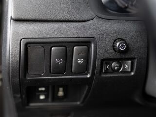 Lexus IS 220 s 2.2 130kW