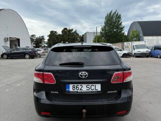 Toyota Avensis 2.0 93кВ