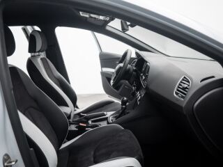 SEAT Leon Cupra ST 2.0 195kW