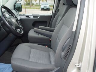 Volkswagen Multivan 2.5 96kW