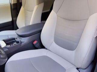 Toyota RAV4 Premium 131kW
