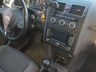 Volkswagen Touran 1.6 77кВ