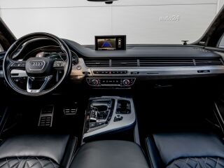 Audi SQ7 4.0 V8 320кВ