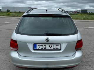 Volkswagen Golf 1.6 75kW
