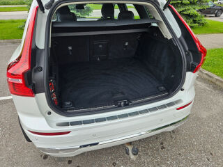 Volvo XC60 AWD Ultimate Bright Inscription 2.0 KERS MHEV 183kW