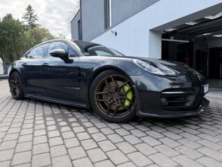 Porsche Panamera 4s 2.9 412kW