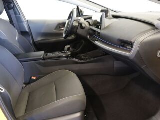 Toyota Prius Luxury 112kW