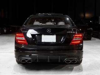 Mercedes-Benz C 63 AMG 6.2 336кВ