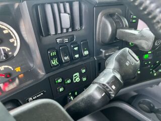 Scania G450 LB6X2*4HNB 13.0 T6 331кВ