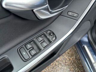 Volvo S60 City Safety 2.0 R5 D3 120kW