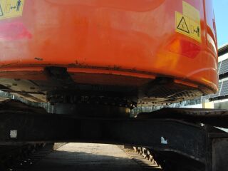 Hitachi ZX225US LC-6 8400h