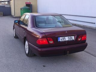 Mercedes-Benz E 200 2.0 R4 100kW