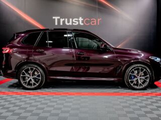 BMW X5 M Sportpaket Plug-In hybrid 3.0 290кВ