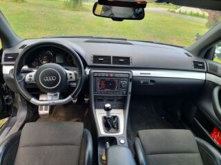 Audi RS 4 4.2 309кВ